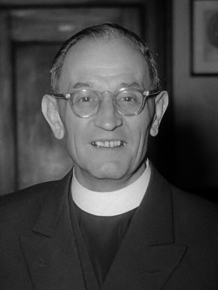 Soubor:Martin Niemöller (1952).jpg