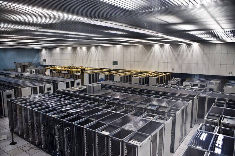 Soubor:CERN Server 03.jpg
